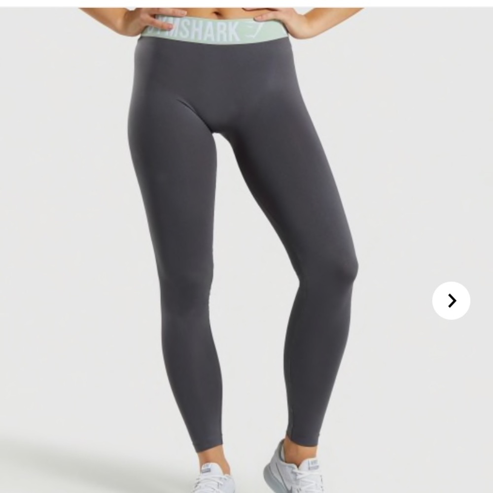 GYMSHARK Fit Leggings, Charcoal color